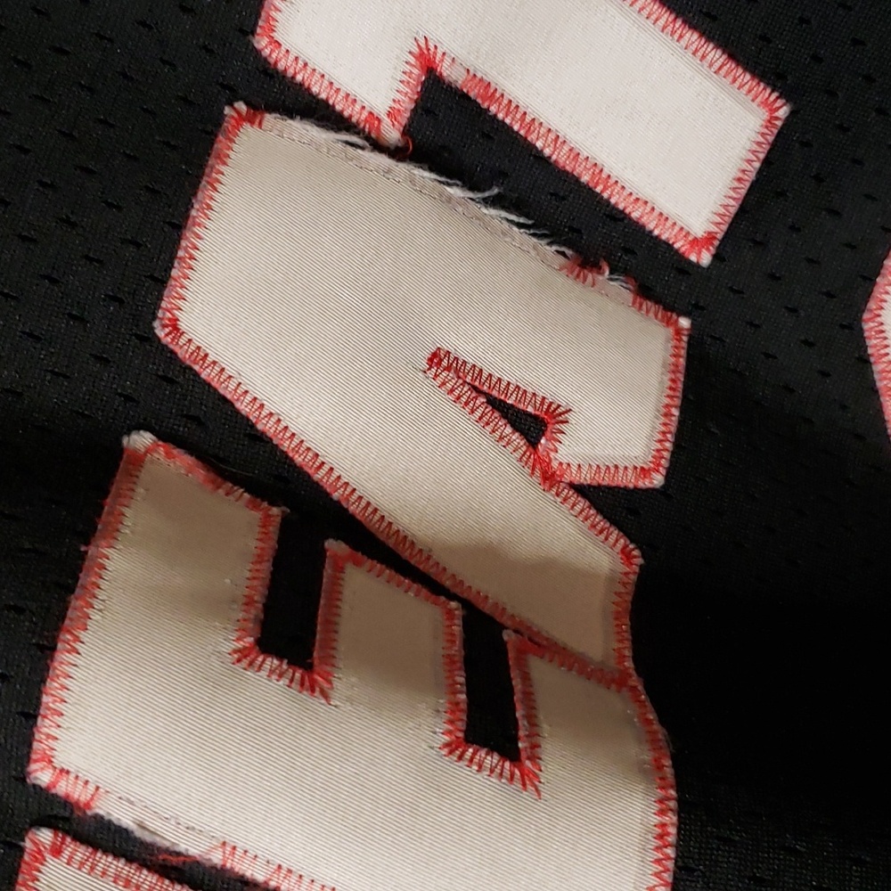 HEAT Black Basketball Jersey Dwayne Wade Miami Heat NBA #3 - Picture 7 of 9
